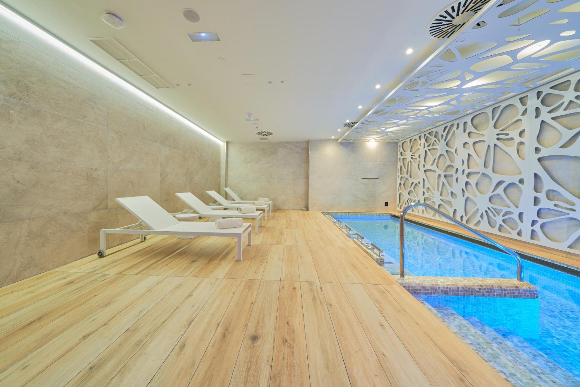فندق Eurostars Oasis ماربيا المظهر الخارجي الصورة